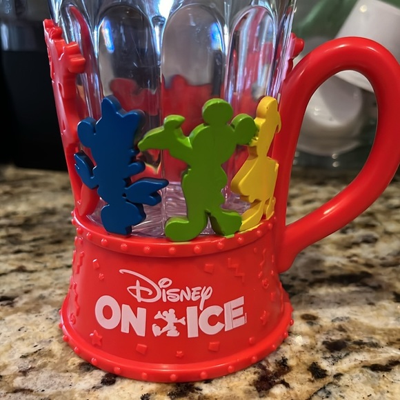 Disney on Ice Blinking Plastic Light Cup Goofy Mickey Donald Mickey - Picture 3 of 10